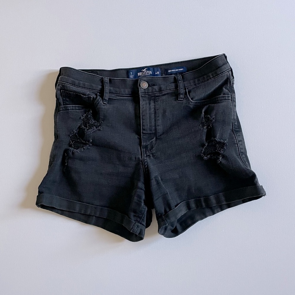 Hollister black embroidered high rise midi shorts